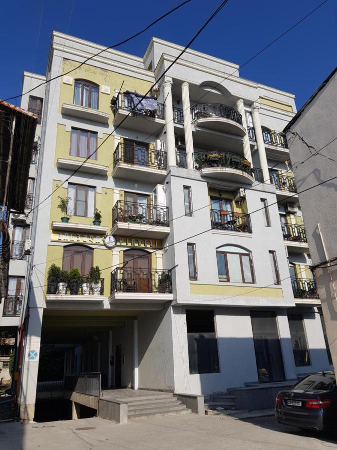 Central Star Кутаиси Экстерьер фото